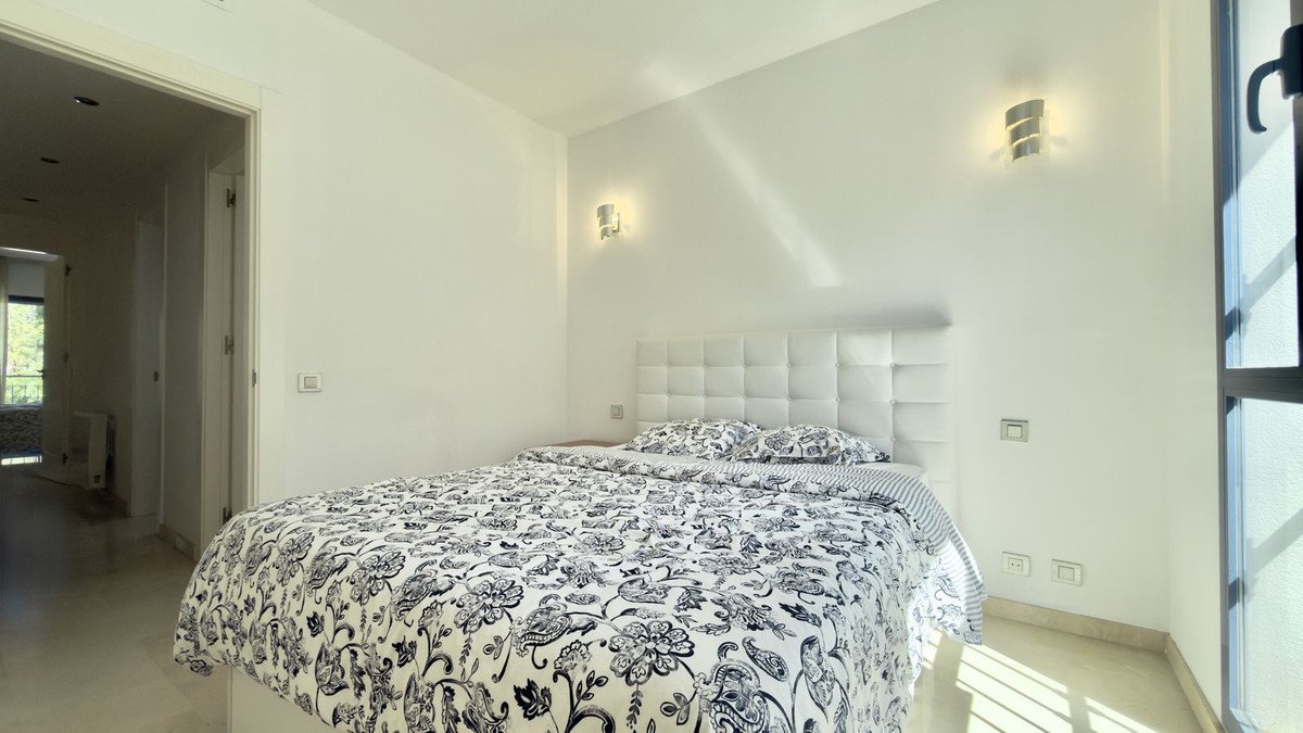 4 Bed Townhouse in Nueva Andalucía