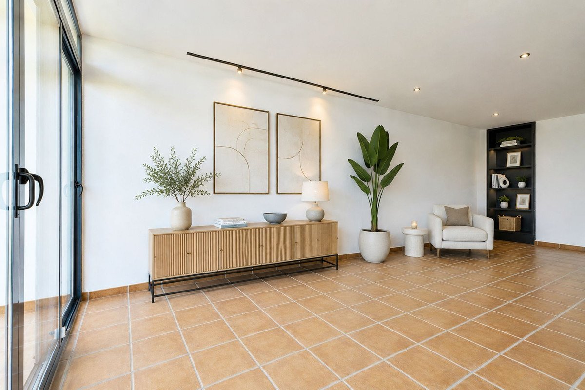 4 Bed Townhouse in Nueva Andalucía