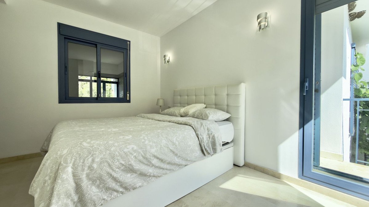 4 Bed Townhouse in Nueva Andalucía