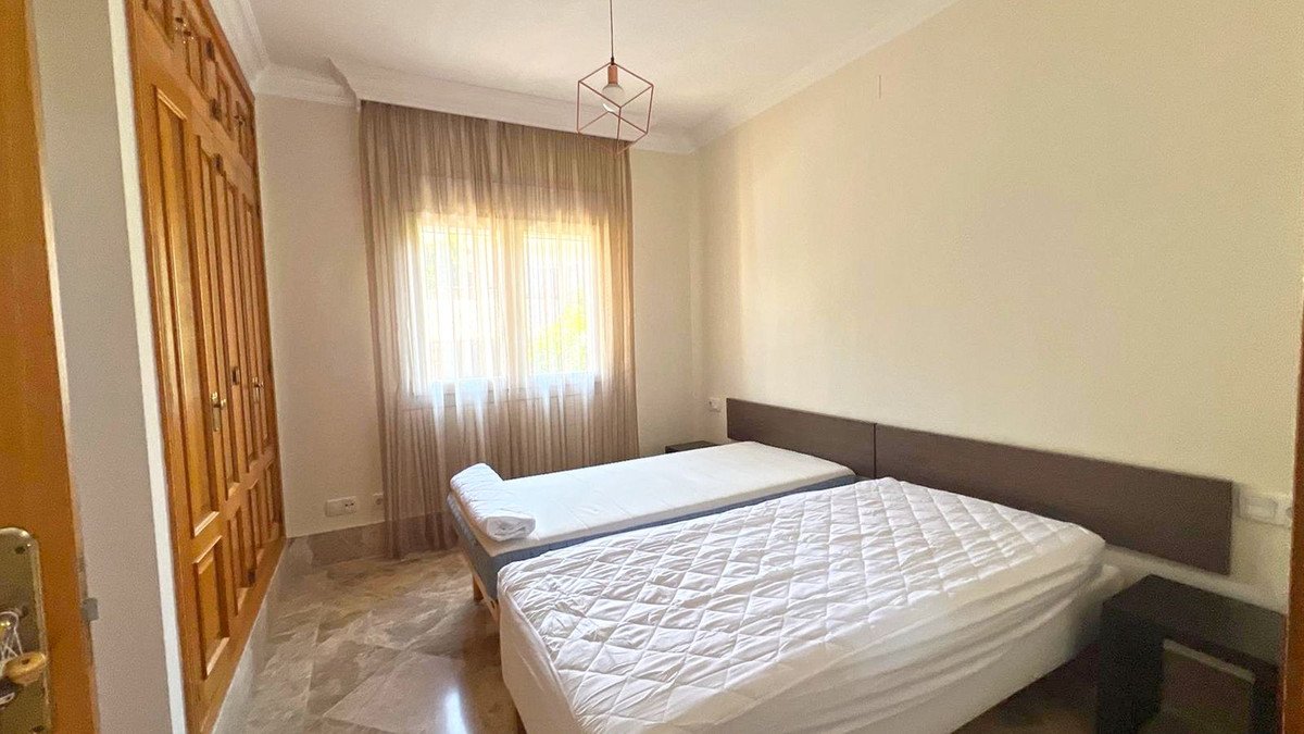 3 Bed Semi-Detached House in Marbella