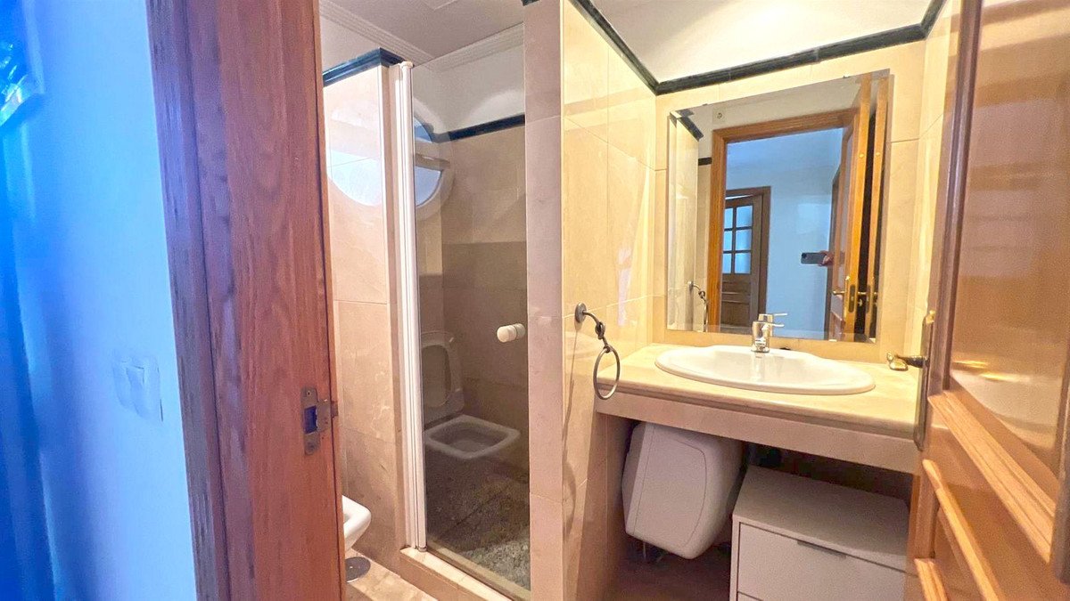 3 Bed Semi-Detached House in Marbella