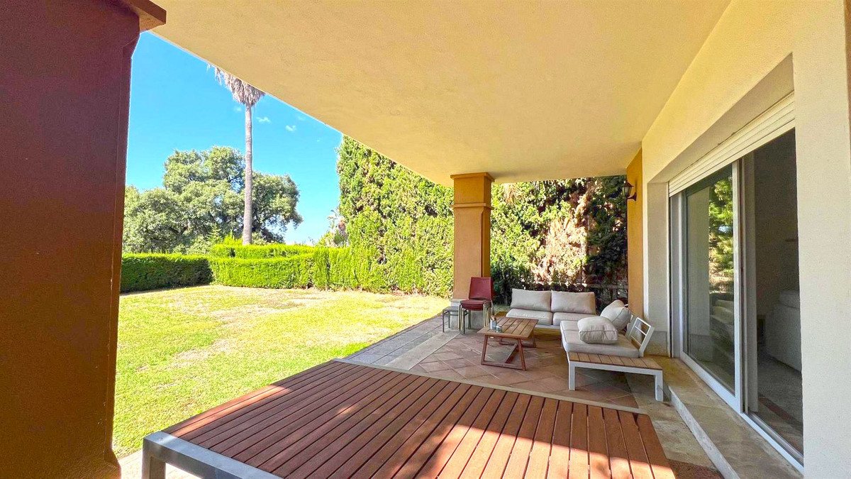 3 Bed Semi-Detached House in Marbella