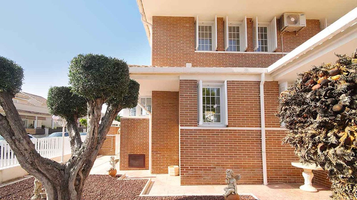 4 Bed Detached Villa in San Javier