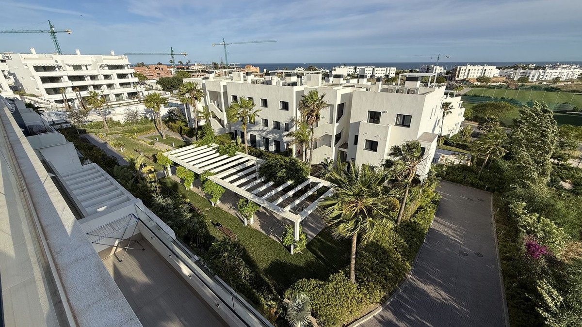 3 Bed Penthouse in Estepona