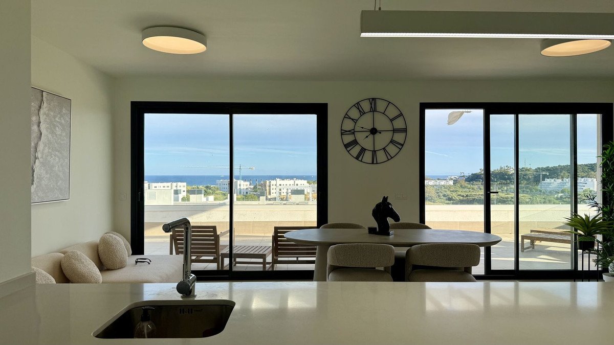 3 Bed Penthouse in Estepona