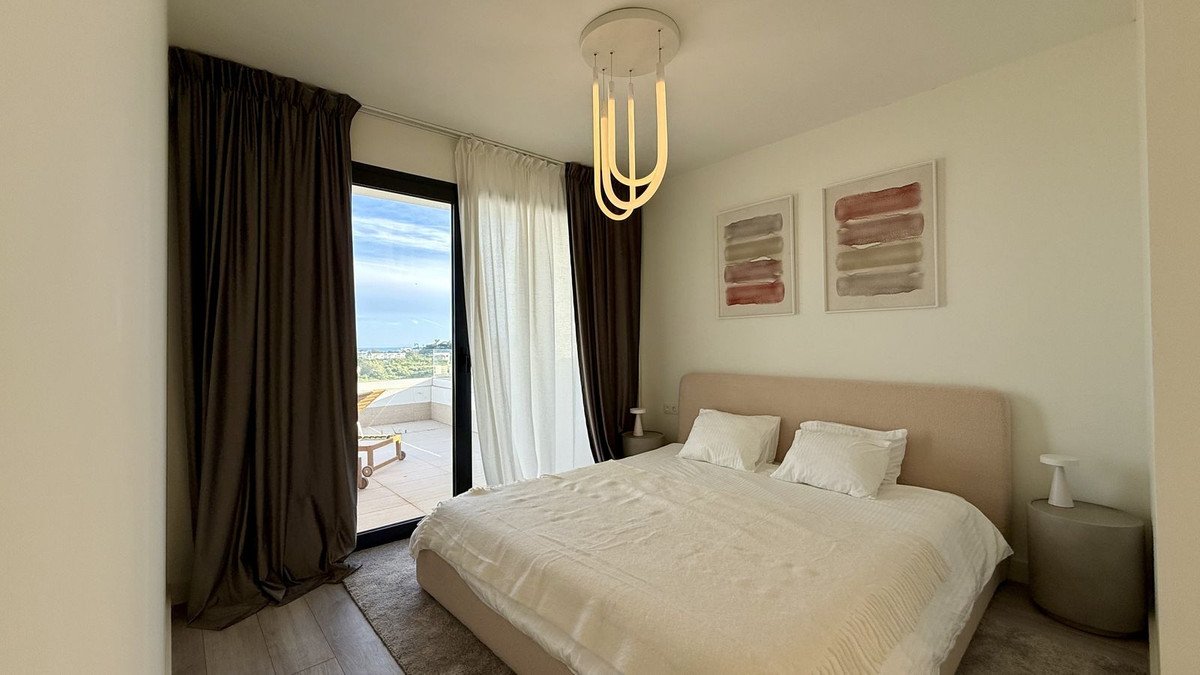 3 Bed Penthouse in Estepona