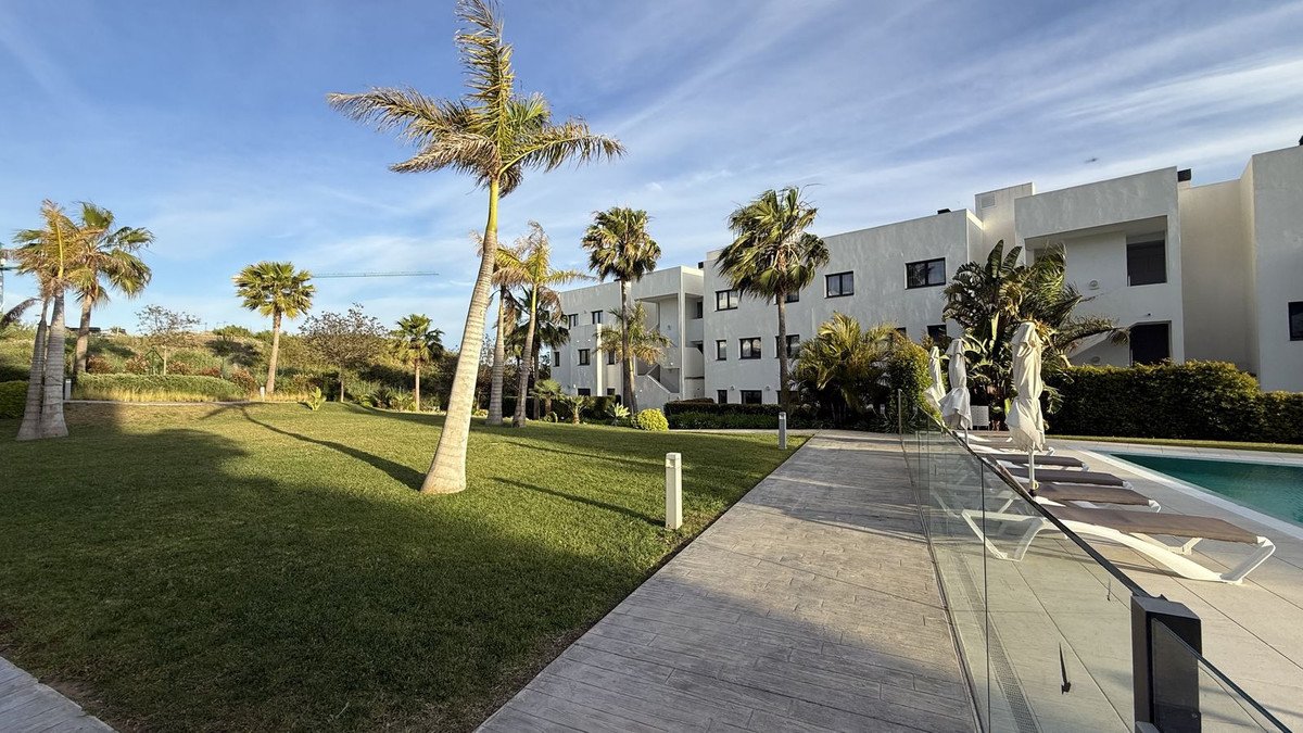 3 Bed Penthouse in Estepona