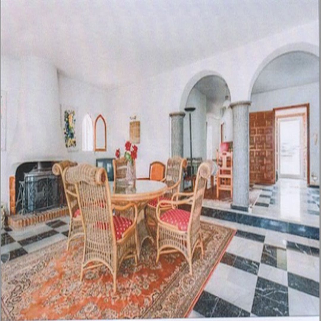 6 Bed Detached Villa in Marbella