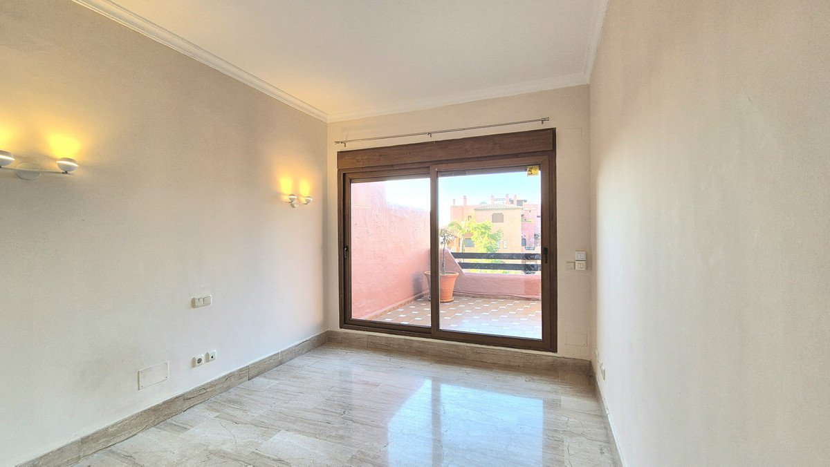 3 Bed Penthouse Duplex in Guadalmina Baja