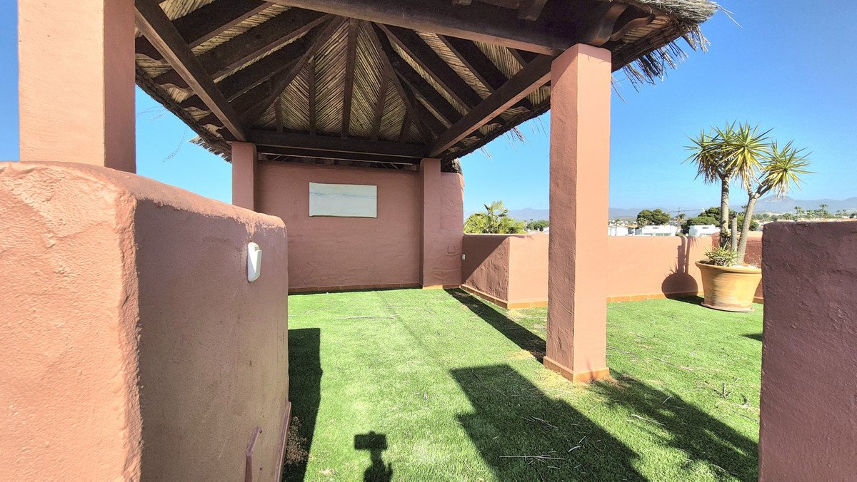 3 Bed Penthouse Duplex in Guadalmina Baja