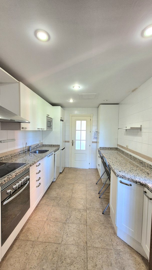3 Bed Penthouse Duplex in Guadalmina Baja