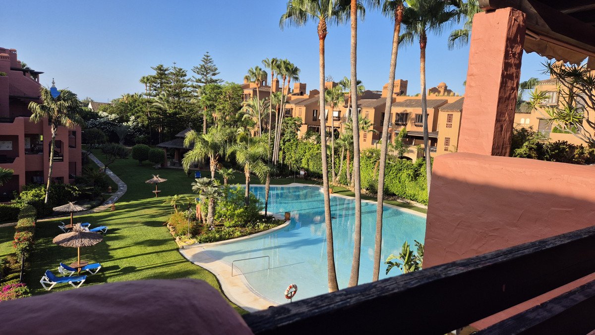 3 Bed Penthouse Duplex in Guadalmina Baja