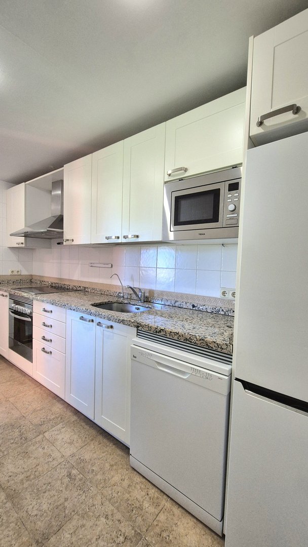3 Bed Penthouse Duplex in Guadalmina Baja