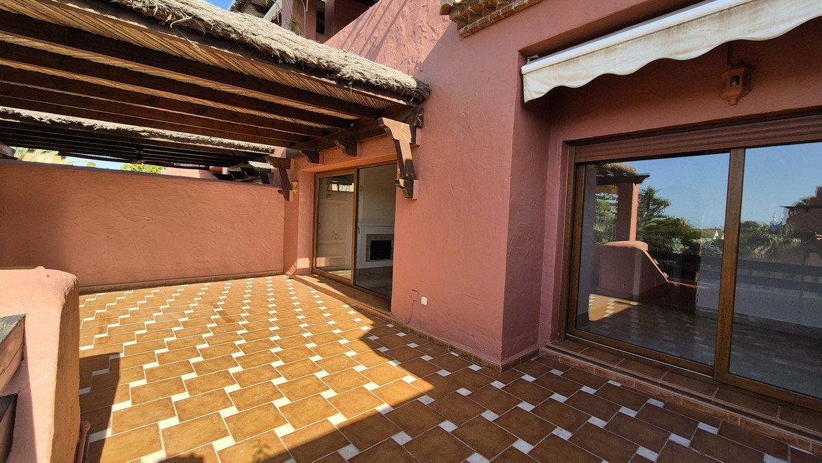 3 Bed Penthouse Duplex in Guadalmina Baja