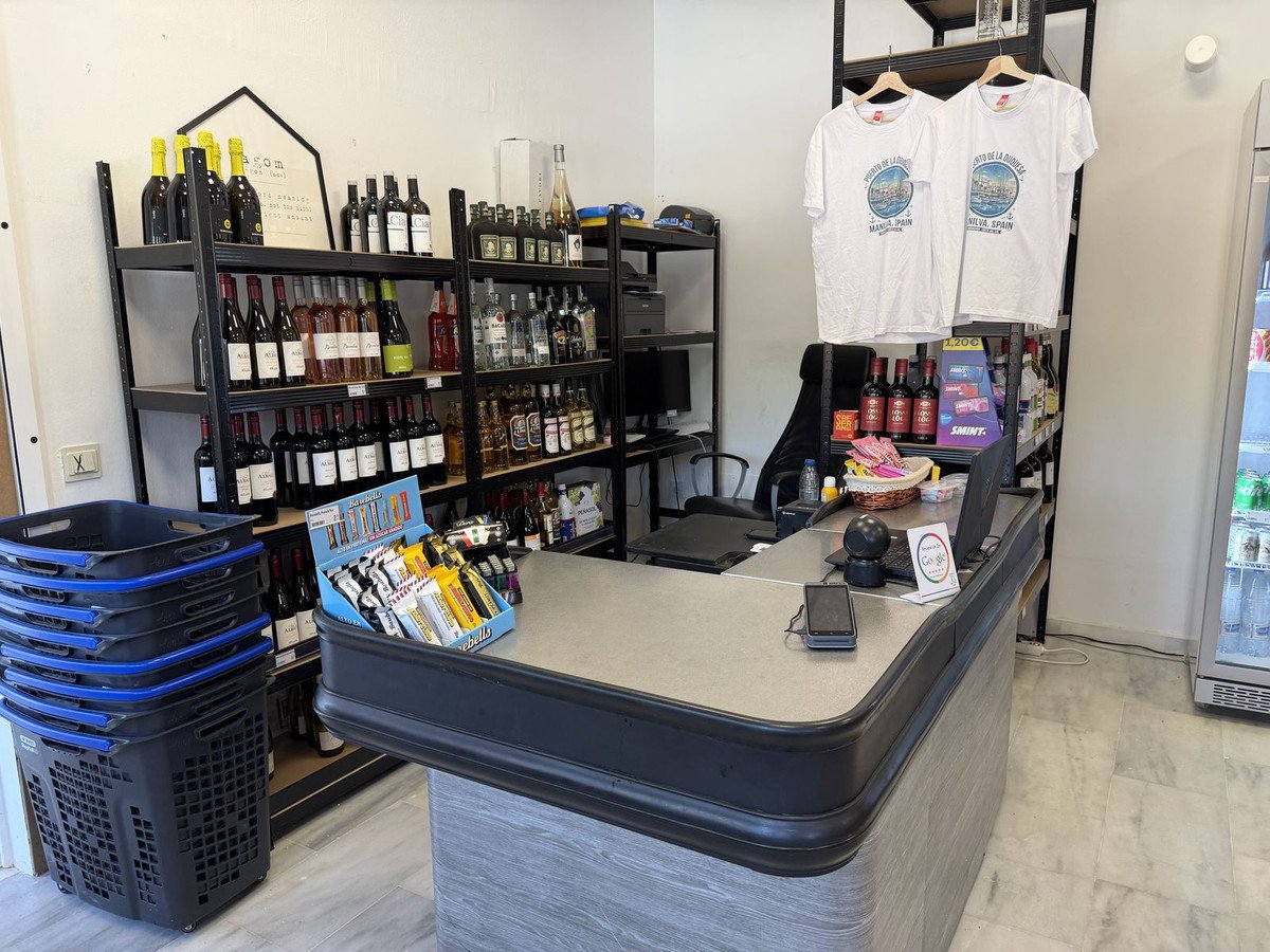 Business in La Duquesa