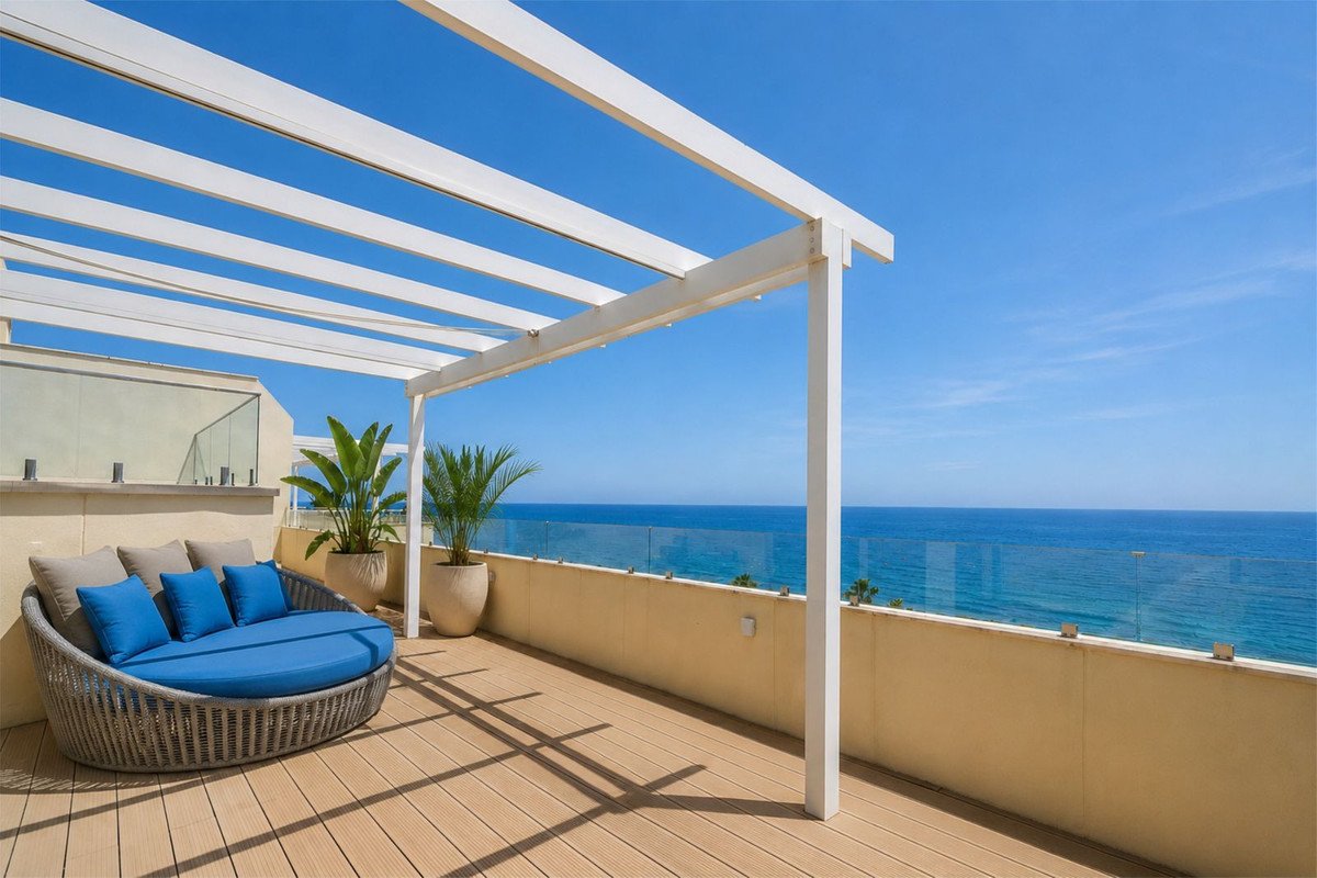 5 Bed Penthouse Duplex in Cabopino