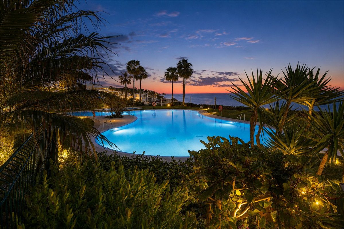 5 Bed Penthouse Duplex in Cabopino