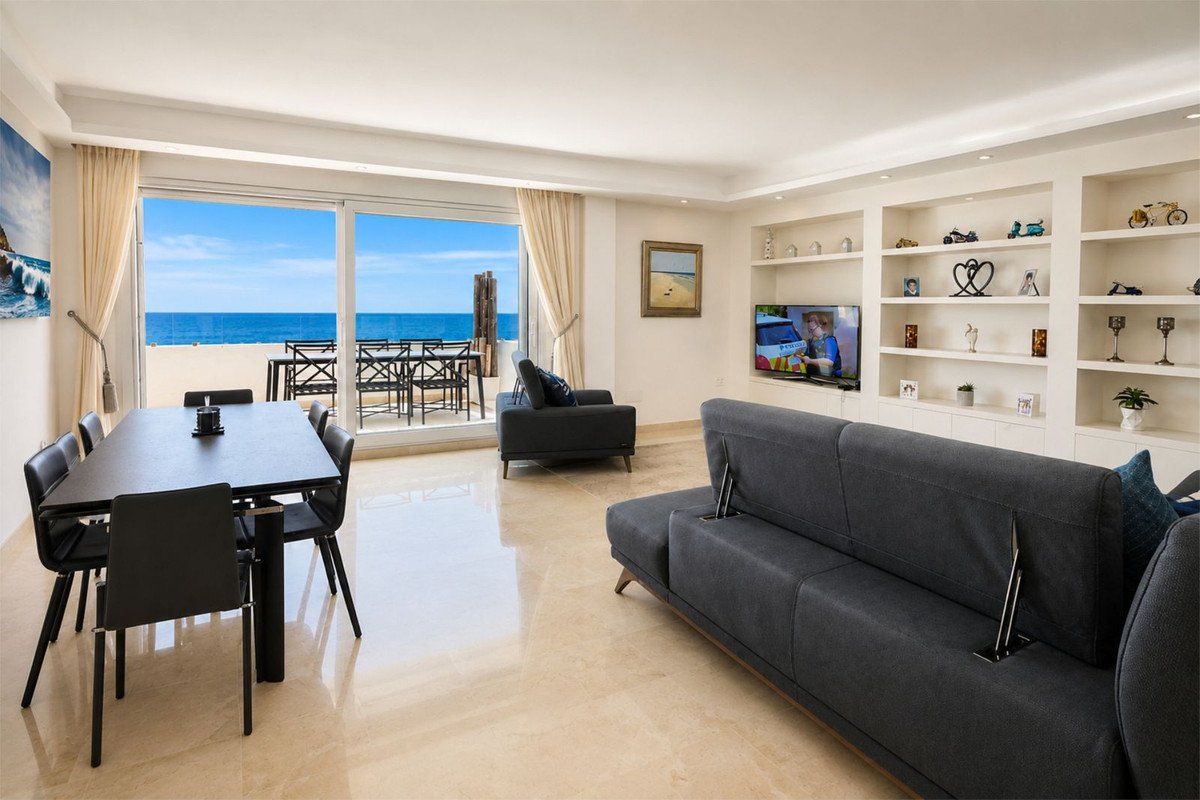 5 Bed Penthouse Duplex in Cabopino