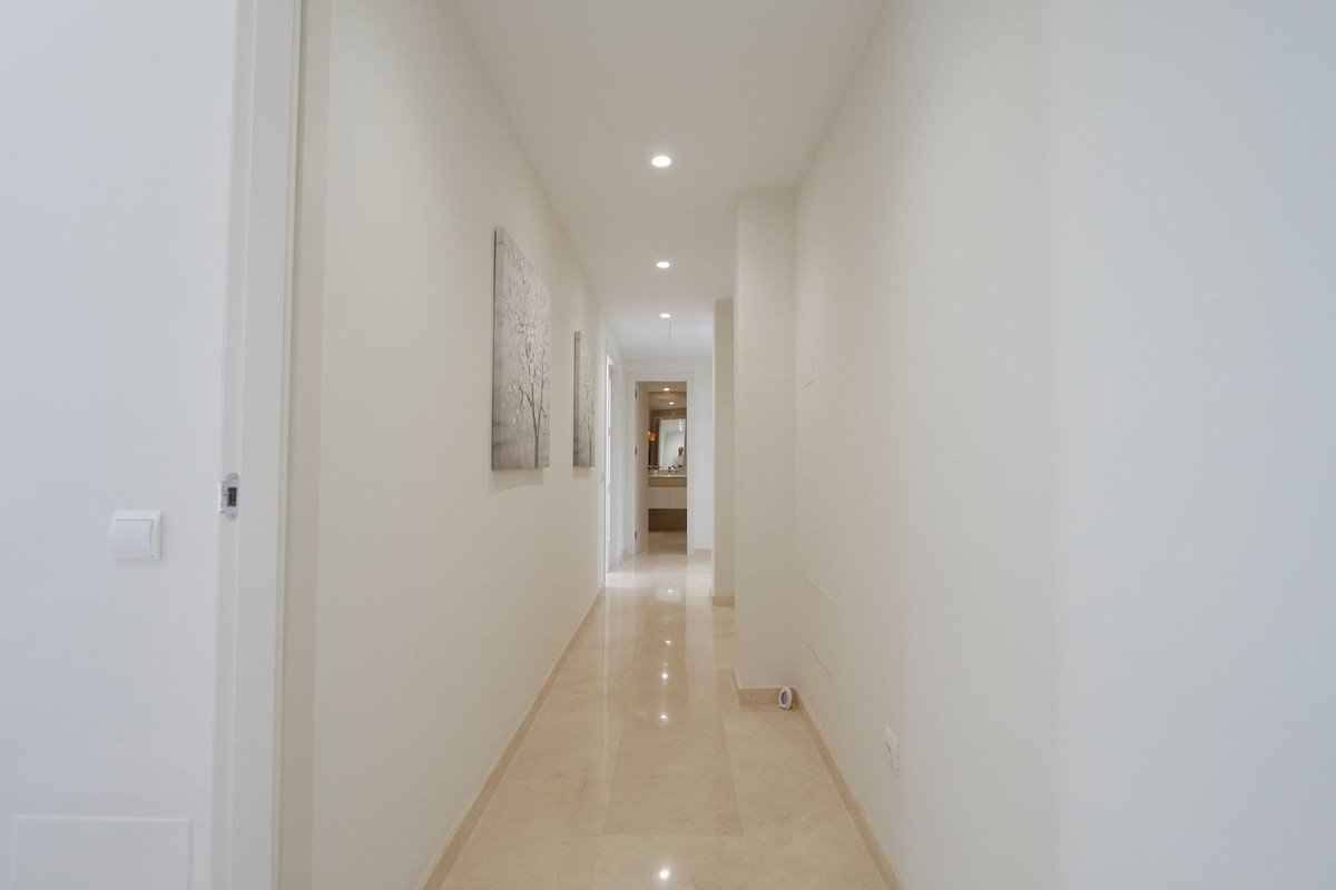 5 Bed Penthouse Duplex in Cabopino