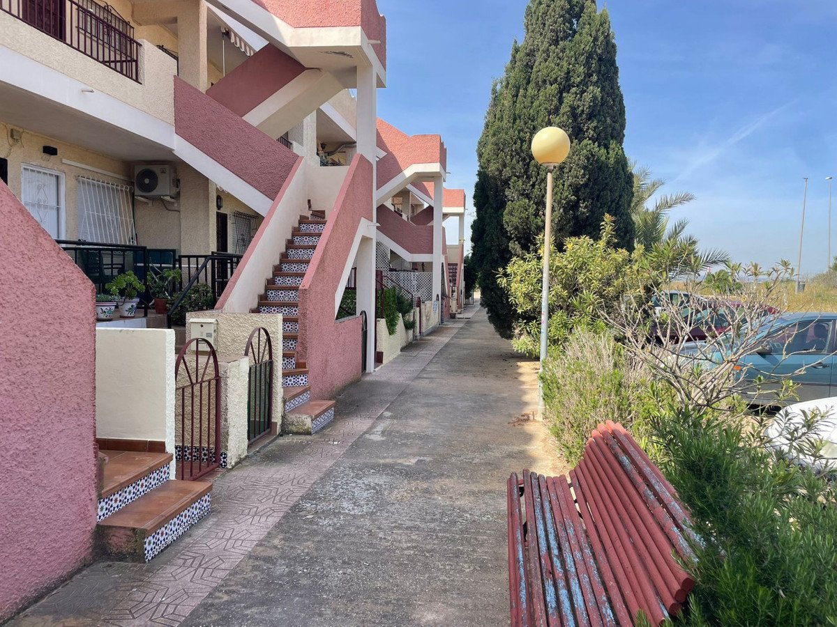 1 Bed Detached Villa in Guardamar del Segura