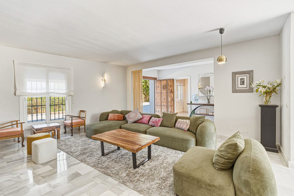 5 Bed Townhouse in Cancelada