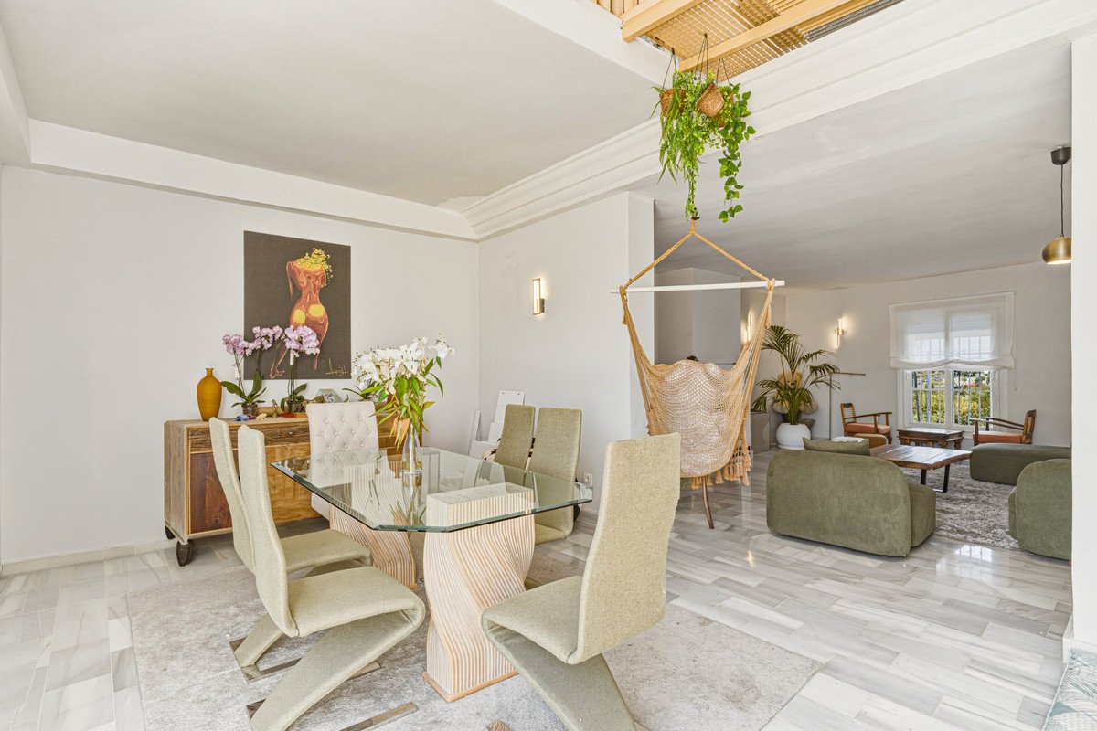 5 Bed Townhouse in Cancelada