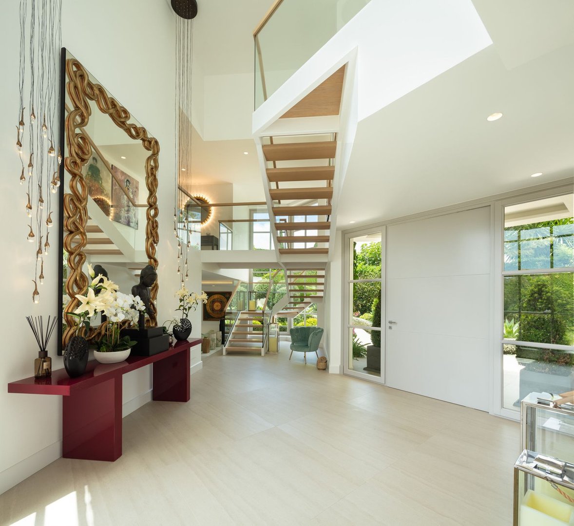 6 Bed Detached Villa in Aloha