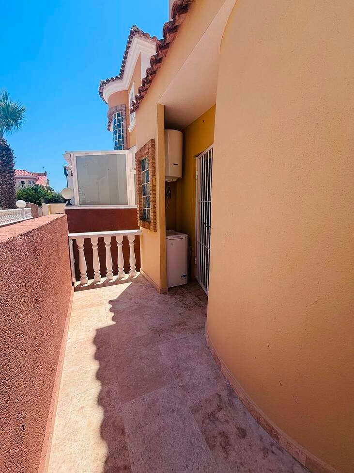 3 Bed Detached Villa in Blue Lagoon