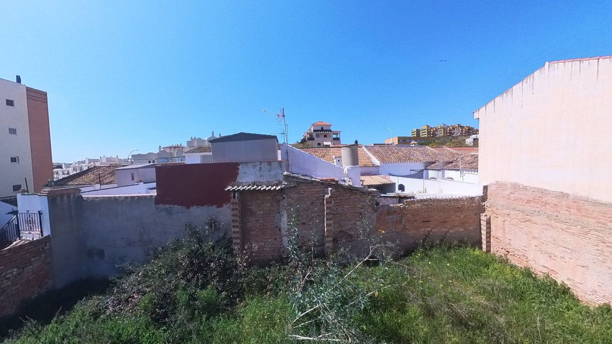 Residential Plot in Teatinos