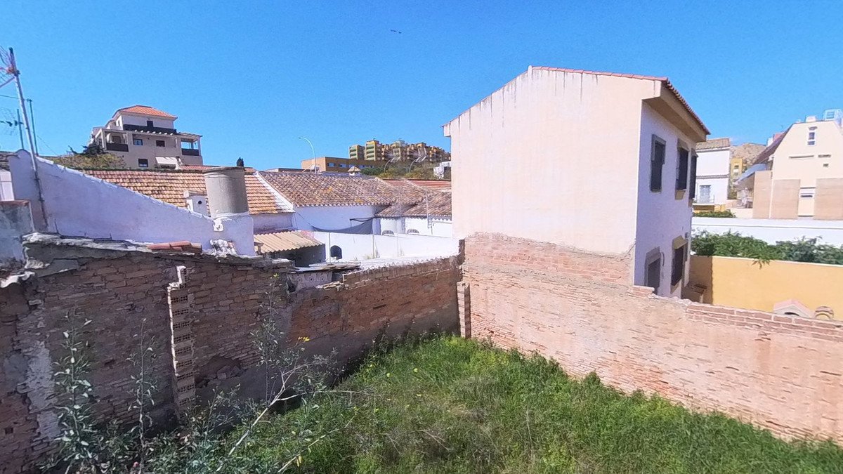 Residential Plot in Teatinos