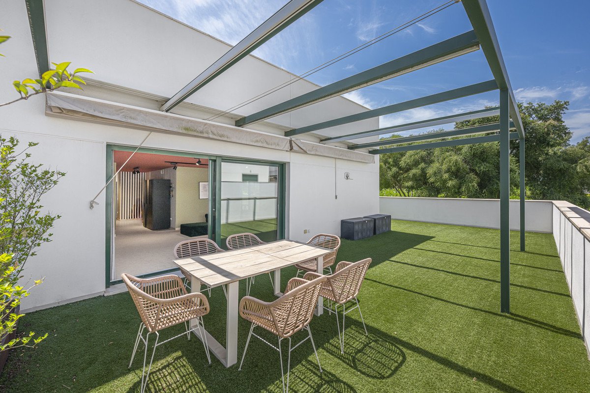 4 Bed Middle Floor Apartment in Sotogrande