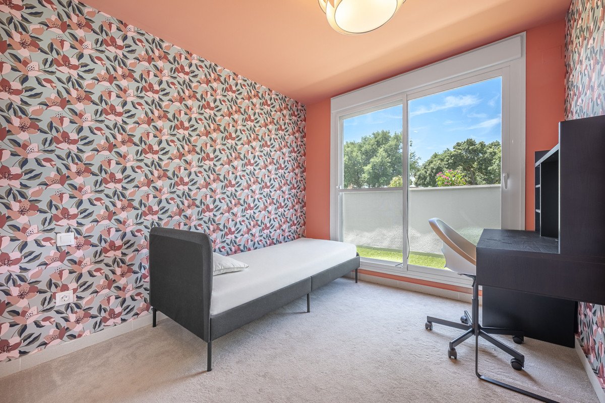 4 Bed Middle Floor Apartment in Sotogrande