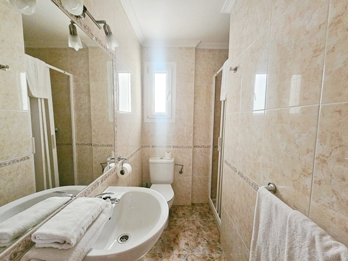 2 Bed Ground Floor Apartment in Orihuela Costa