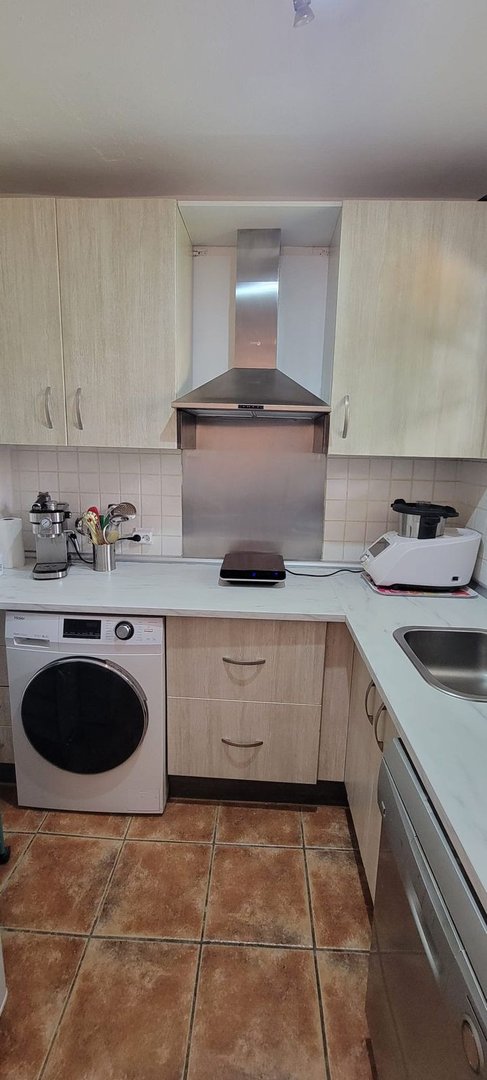 2 Bed Middle Floor Apartment in El Faro