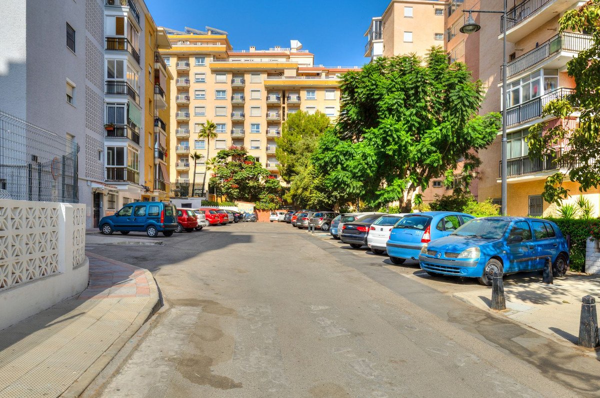 2 Bed Middle Floor Apartment in Los Boliches