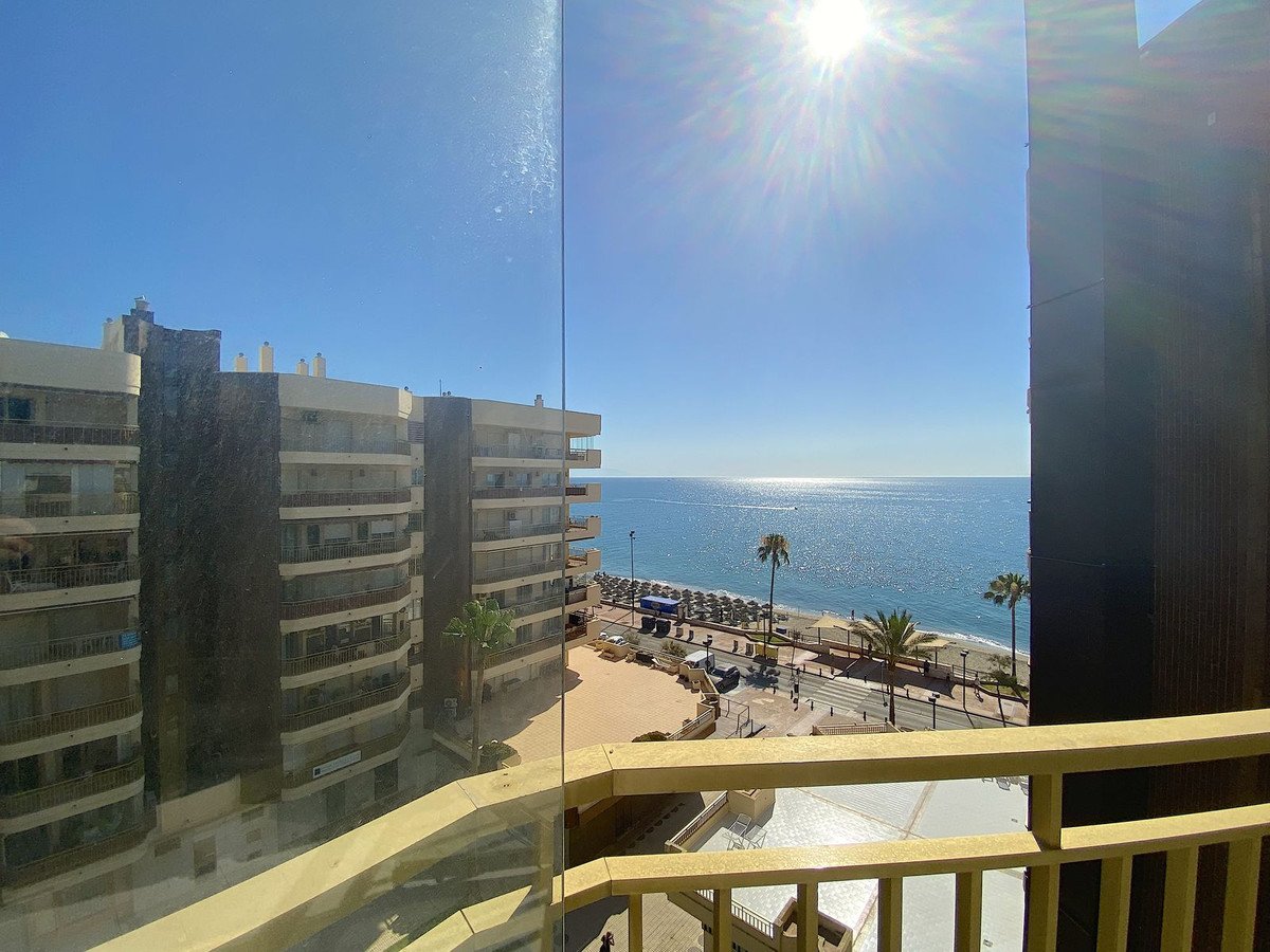 1 Bed Middle Floor Apartment in Fuengirola