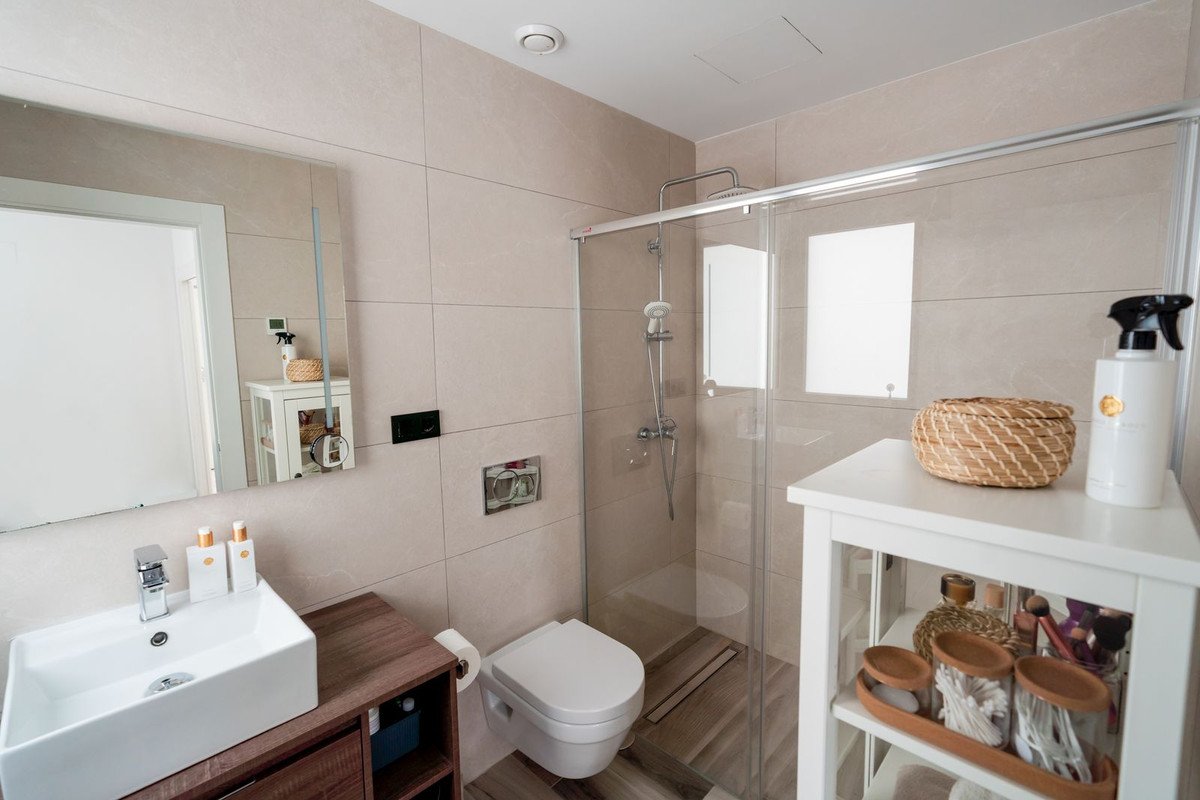 4 Bed Detached Villa in Los Balcones