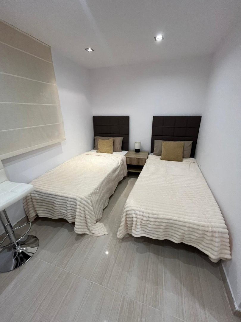 3 Bed Ground Floor Apartment in Bahía de Marbella