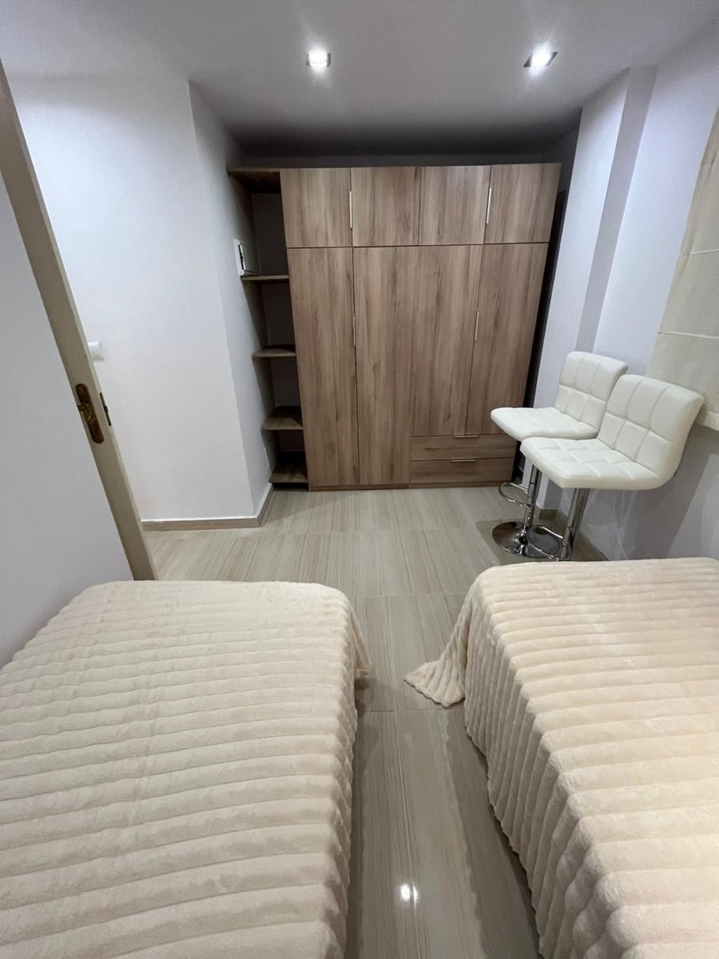 3 Bed Ground Floor Apartment in Bahía de Marbella