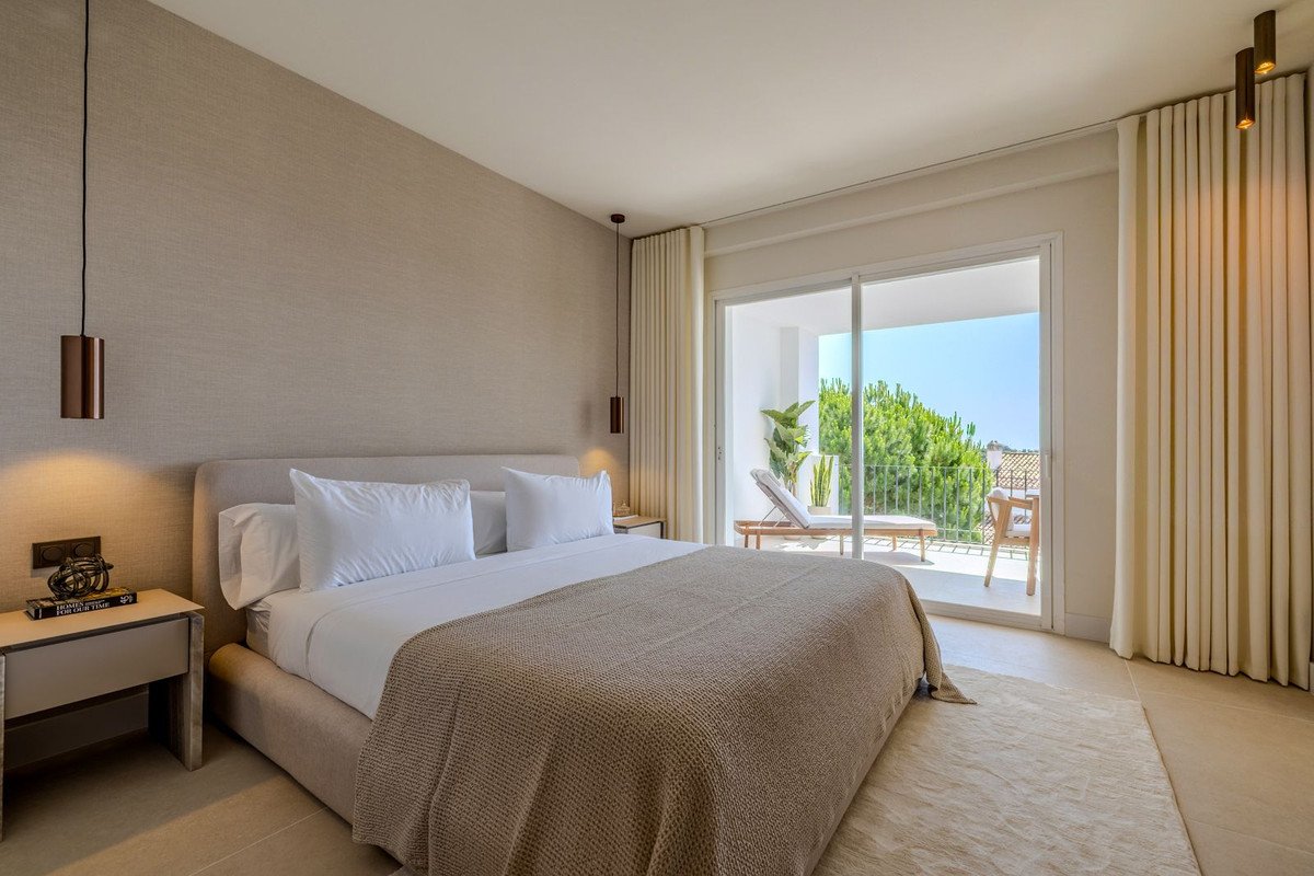 3 Bed Middle Floor Apartment in La Quinta