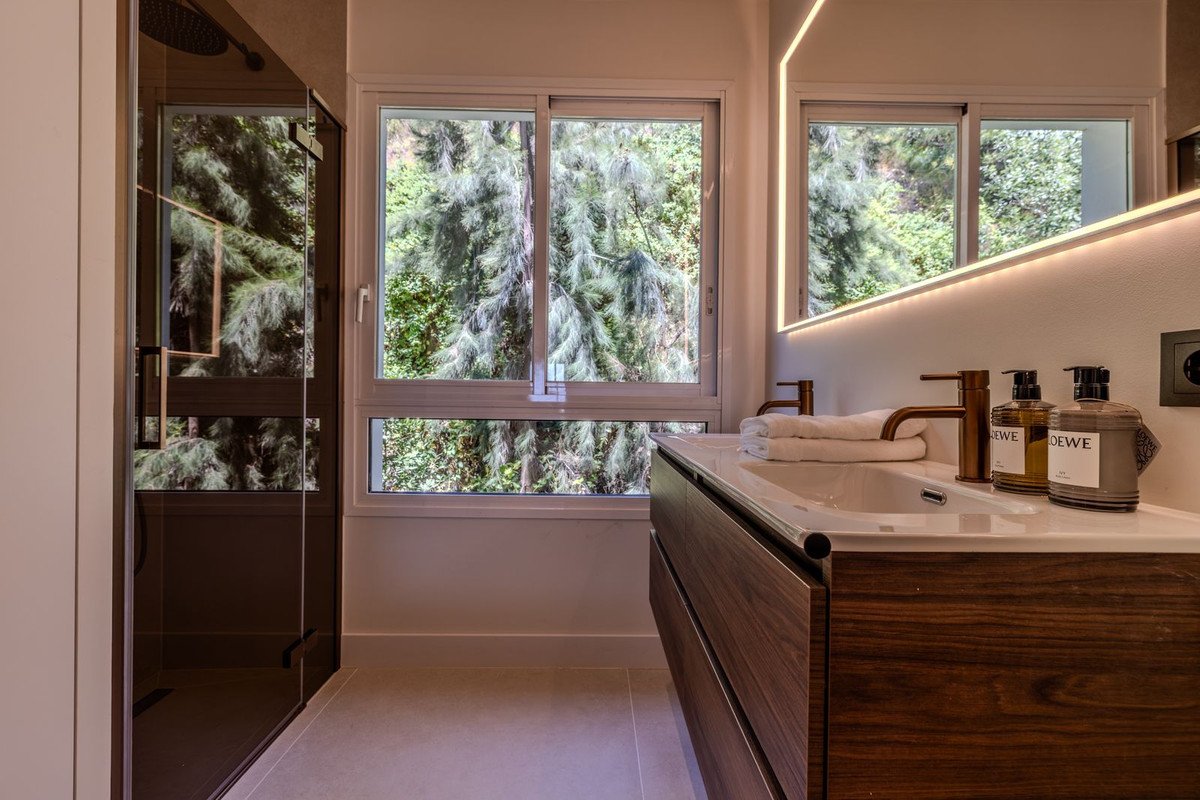 3 Bed Middle Floor Apartment in La Quinta