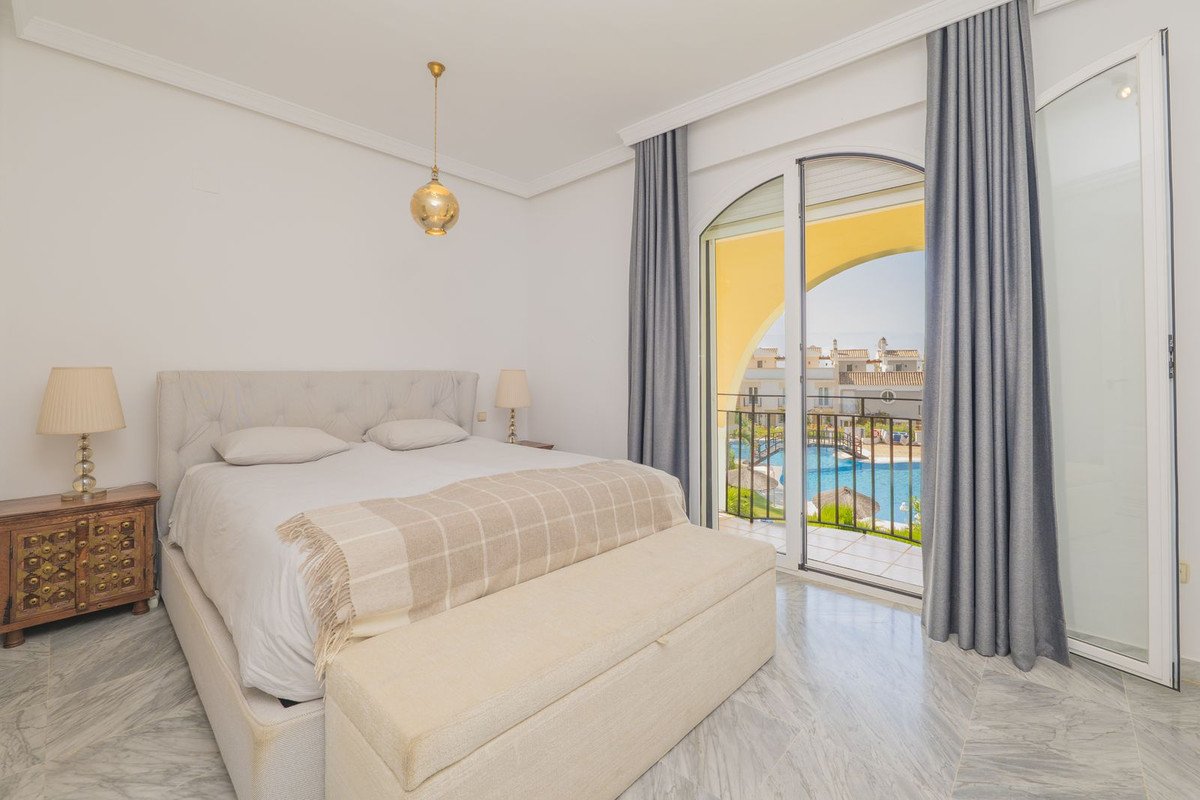 3 Bed Semi-Detached House in Bahía de Marbella