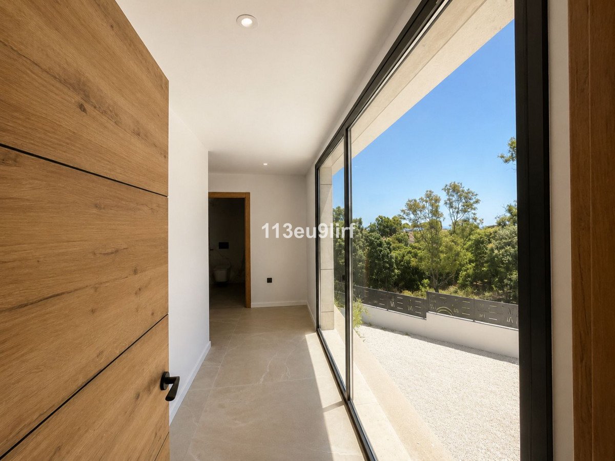 5 Bed Detached Villa in La Cala Golf