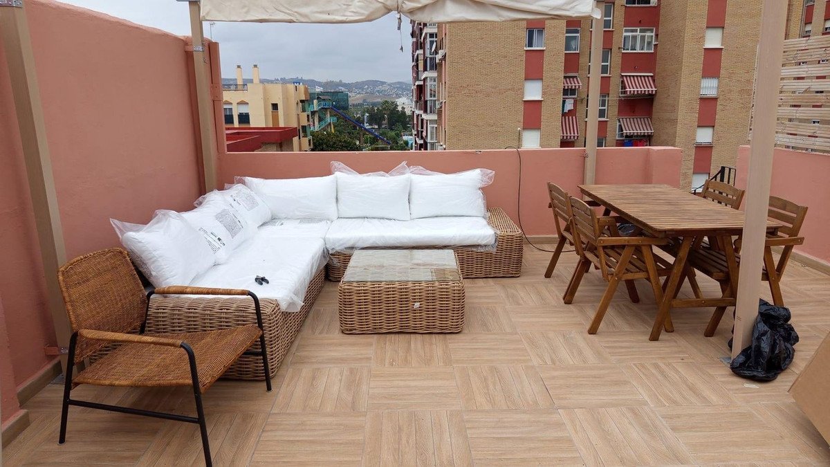 2 Bed Penthouse in Las Lagunas