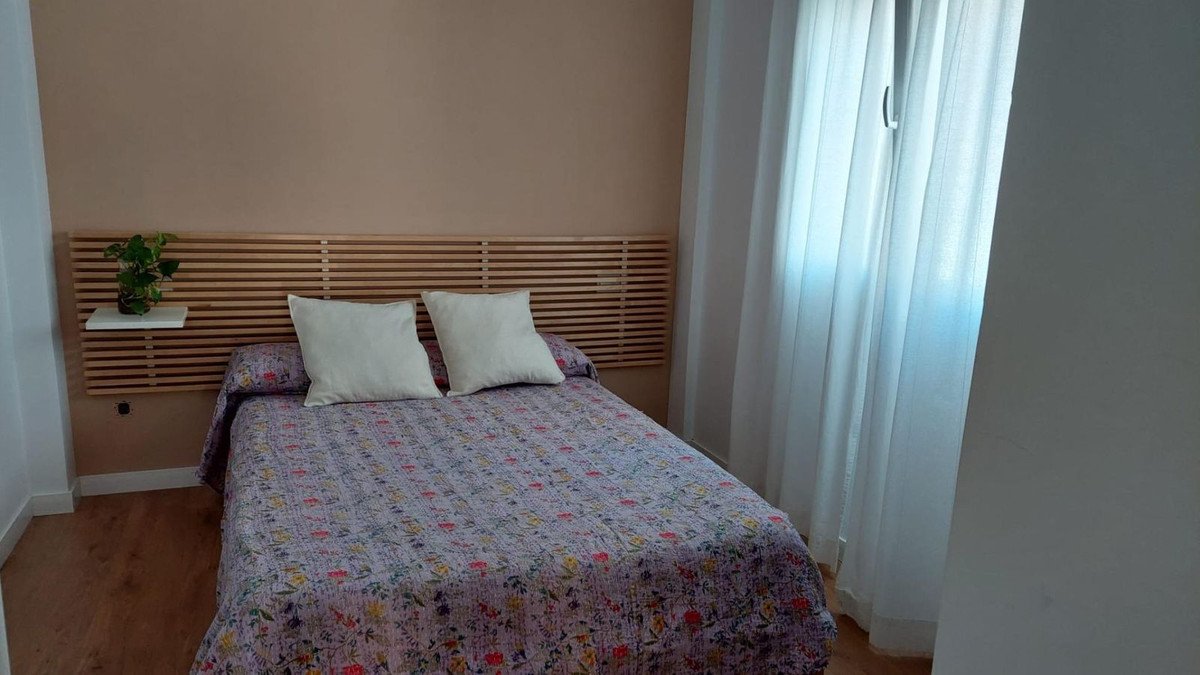 2 Bed Penthouse in Las Lagunas