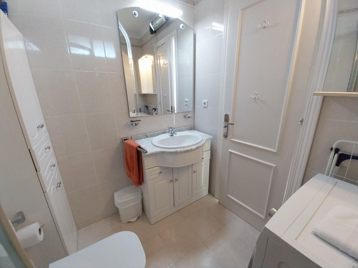 1 Bed Top Floor Studio in Las Chapas