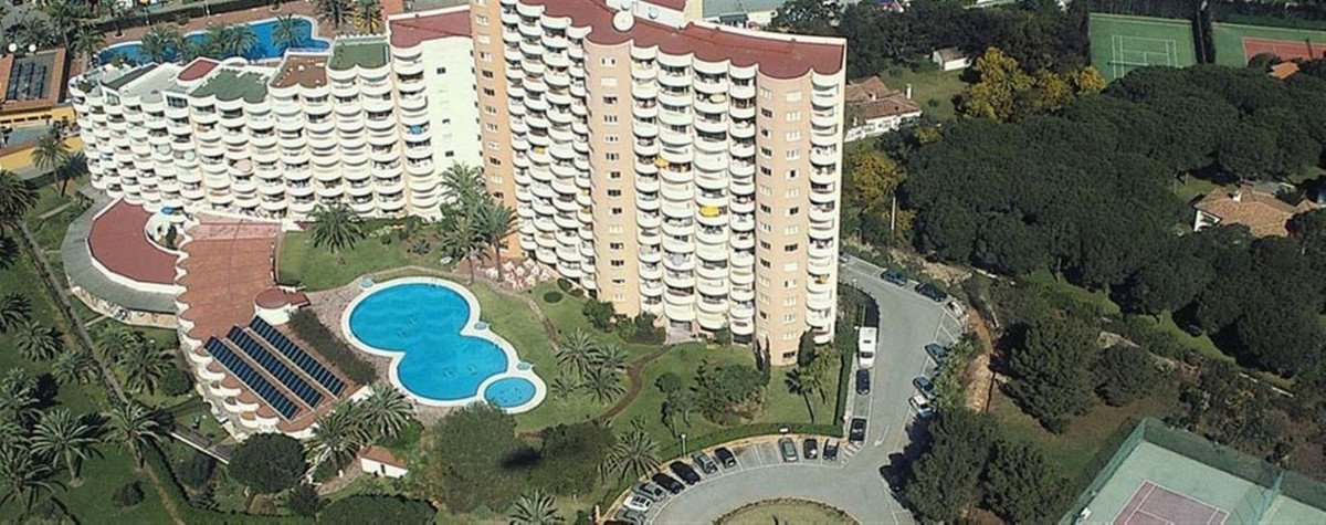 1 Bed Top Floor Studio in Las Chapas