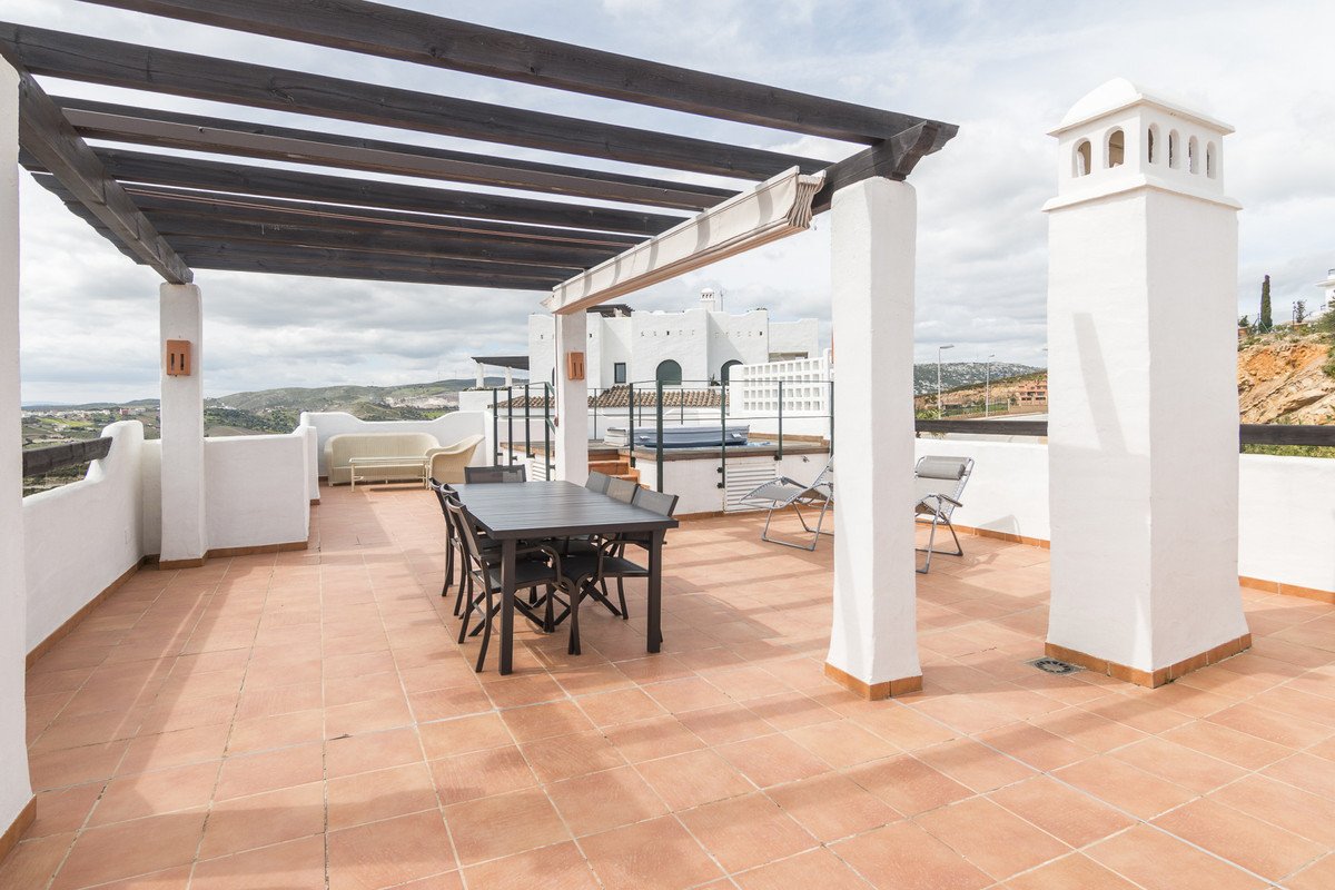 3 Bed Penthouse in Doña Julia