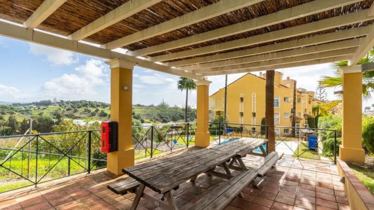 3 Bed Penthouse in Bel Air
