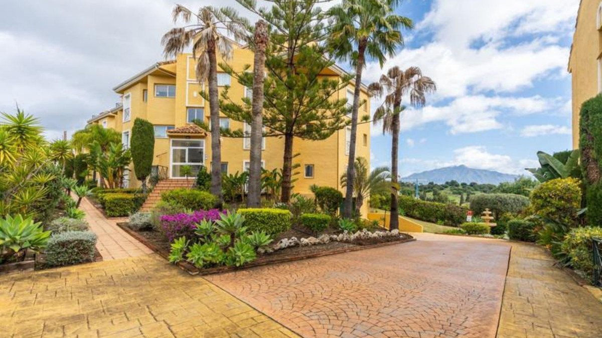 3 Bed Penthouse in Bel Air